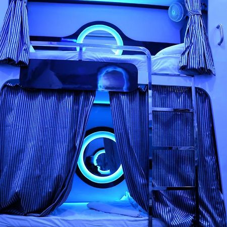 Ocean Dormitory Mumbai Luaran gambar