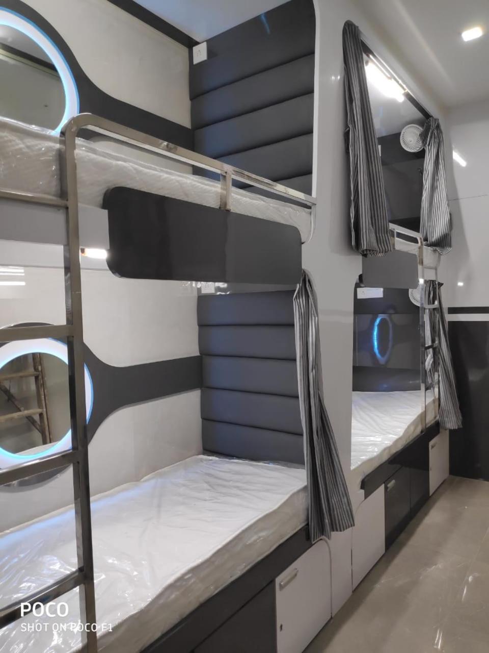 Ocean Dormitory Mumbai Luaran gambar