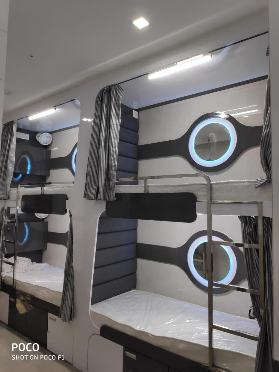 Ocean Dormitory Mumbai Luaran gambar
