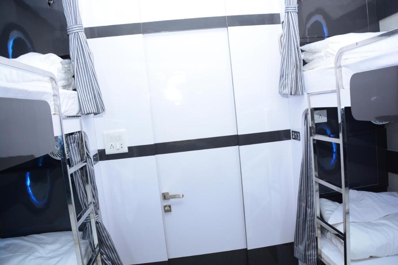 Ocean Dormitory Mumbai Luaran gambar