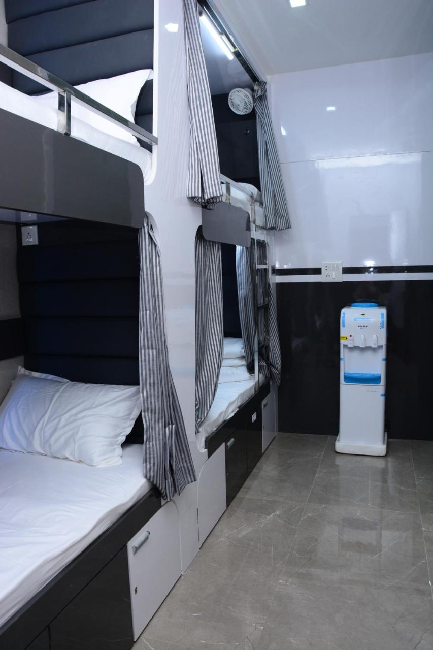 Ocean Dormitory Mumbai Luaran gambar